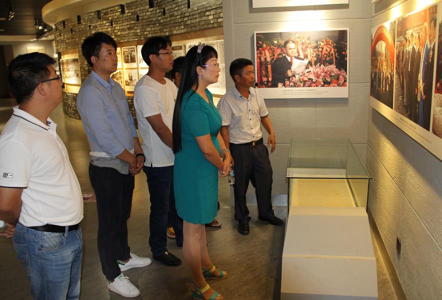 GU[M_0VHJ[RR4{0G_X99]FK