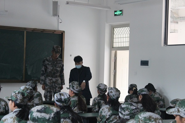 2020年10月22日，州、市防震减灾局到德宏师范专科学校开展地震应急演练指导工作10jpg