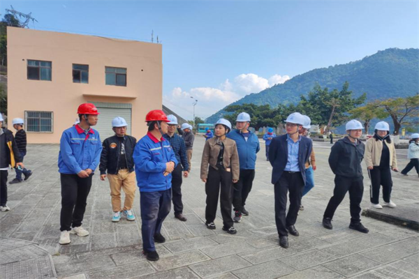 98fb21407c0b2b9c2788d7dd64ae143