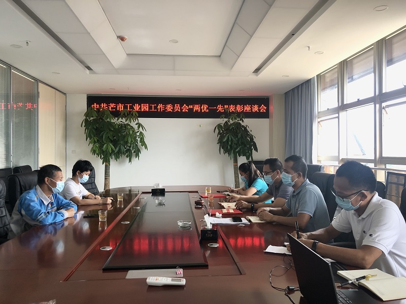 9f394d7e32f3051e95a8a7d51c96265