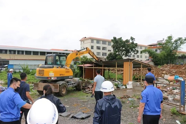 5a33f022e67506c78f317f63250c8f8