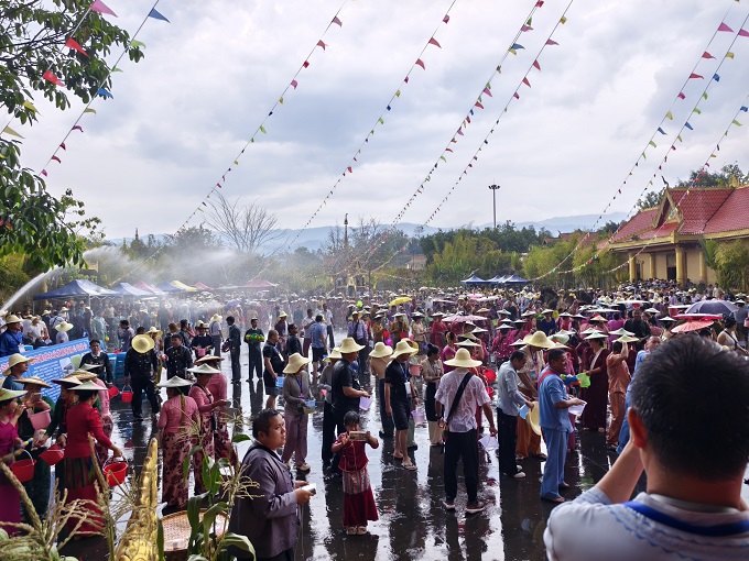 51683dfeb6e820722eeca8ab80e7a01