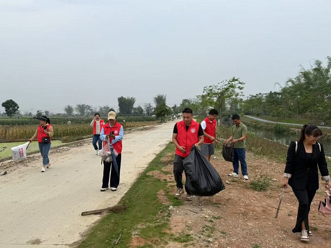 b8fc4672f183b167f93440e9de36efe