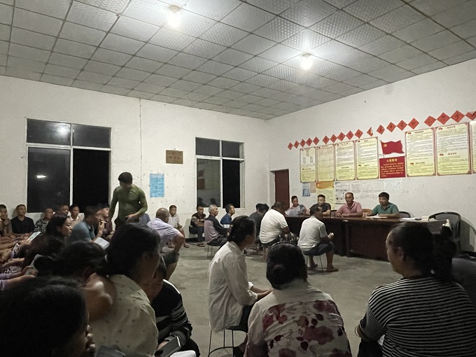 4353e114f73afa53665f123e0f8ffb5