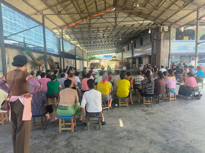 7.18在南改村进行养老保险政策宣传和现场征缴。8c9befb991a535bdfa3745b81fa143e