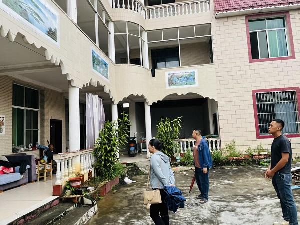 84fb0fd9cb4bc5518461e5f9a7d2e042