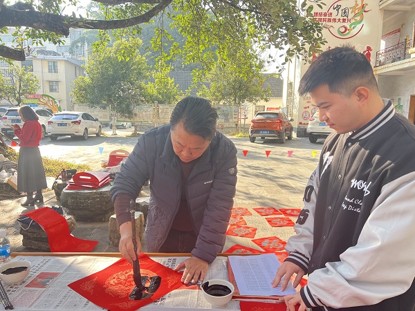 e2961314f95b4f62928239ca15698a14