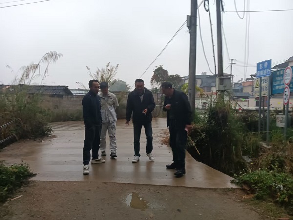 2.26综合保障和技术服务中心协调处理拉赛新寨供水问题