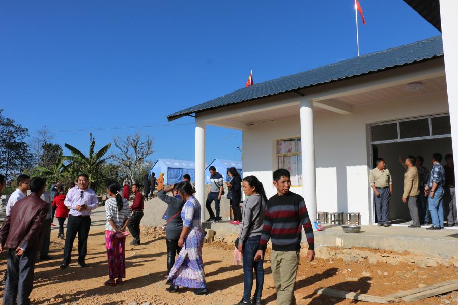 遮放镇组织召开零距离市镇两级人大代表换届培训会议