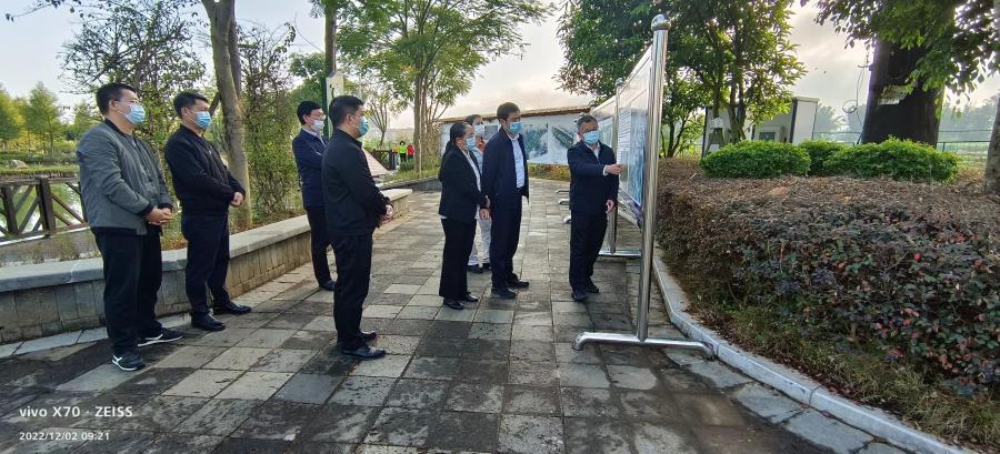 叶主任会同州市领导陪同省财政厅领导调研芒市大河项目综合治理项目及芒市大河出境河流水污染防治项目1